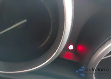 2011 Mazda Mazda3 S Sport из США, поврежденный, VIN JM1BL1K69B1447799